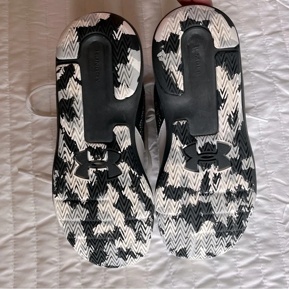 Under Armour Kids Lockdown 5 Basketball Shoe - Picture 4 of 7